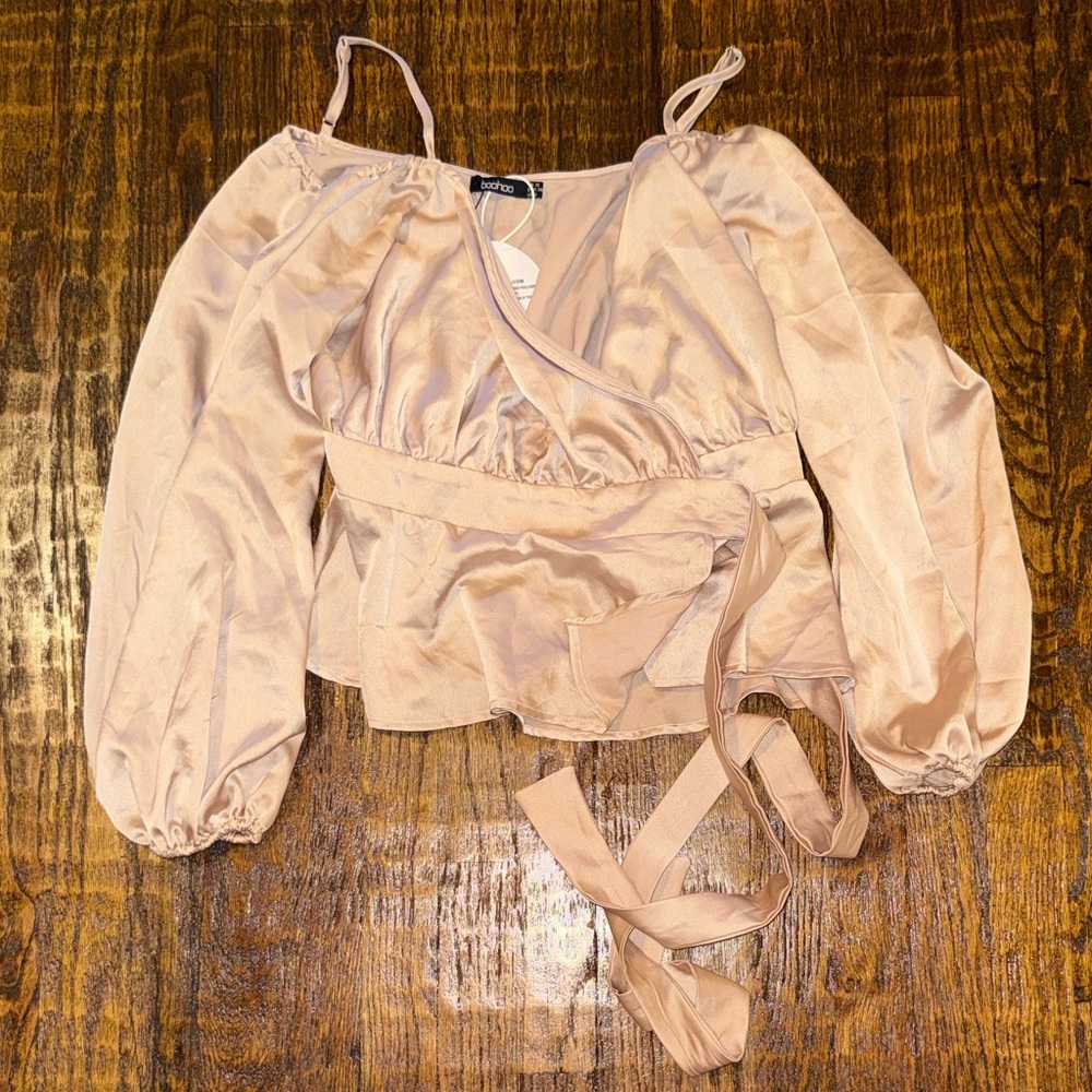Boohoo Satin Wrap Peplum Blouse Blush Pink Balloon Sleeve NWT Size 6